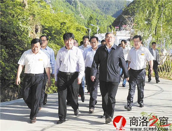 縣委書記璩澤濤、縣長王宇鵬深入項目建設(shè)現(xiàn)場檢查指導(dǎo)工作