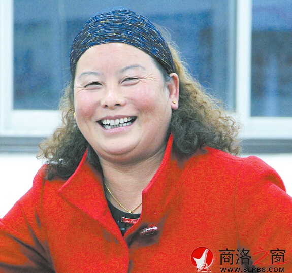談起越來越好的農(nóng)家樂生意，李先榮喜笑顏開。