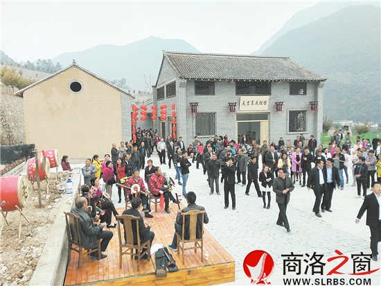 美麗鄉(xiāng)村與鄉(xiāng)土文化相結(jié)合，豐富了美麗鄉(xiāng)村的內(nèi)涵。