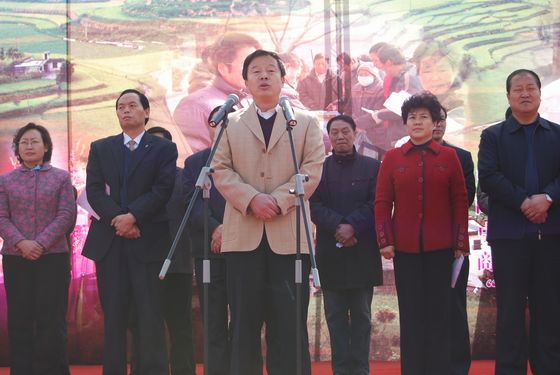 市委常委、市政府常務(wù)副市長(zhǎng)張榮珠講話.jpg